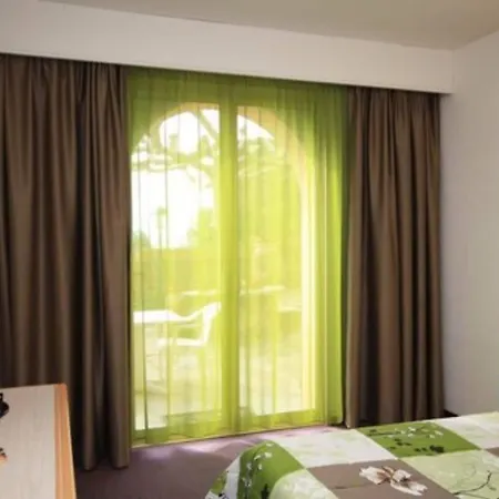 Astria 3* Ле-Лаванду