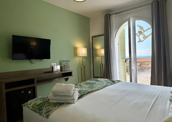 Astria Hotel Le Lavandou