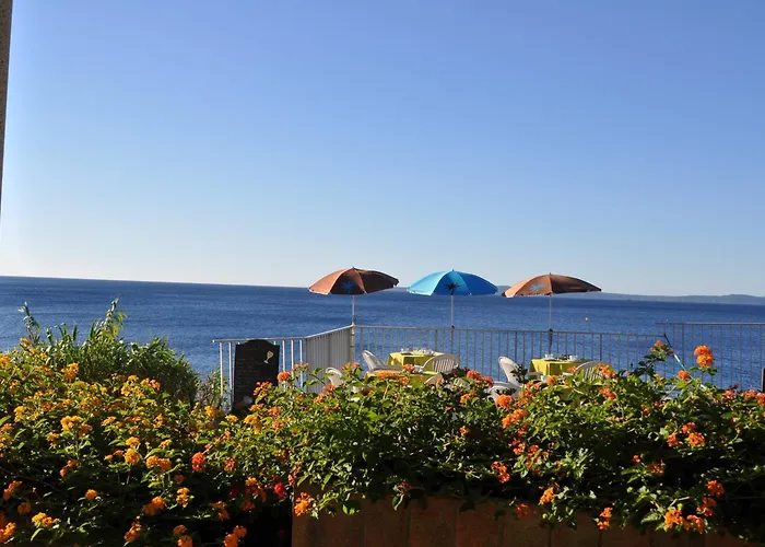 Astria 3* Le Lavandou