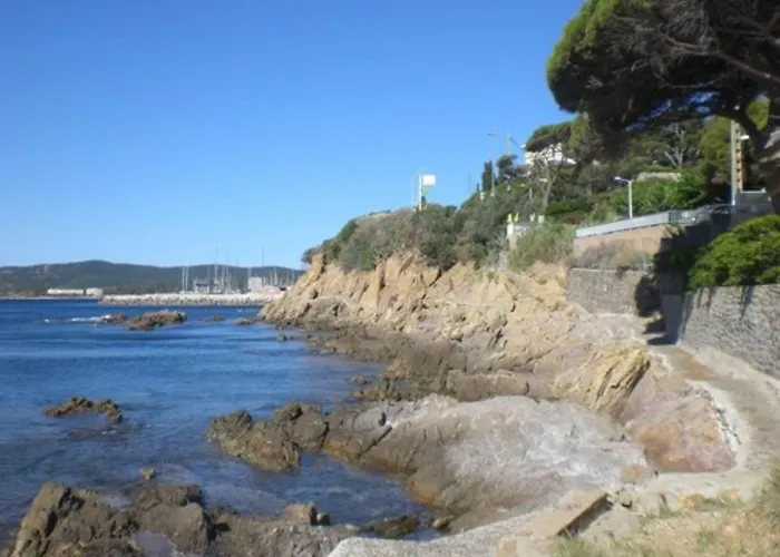 Astria Отель 3*